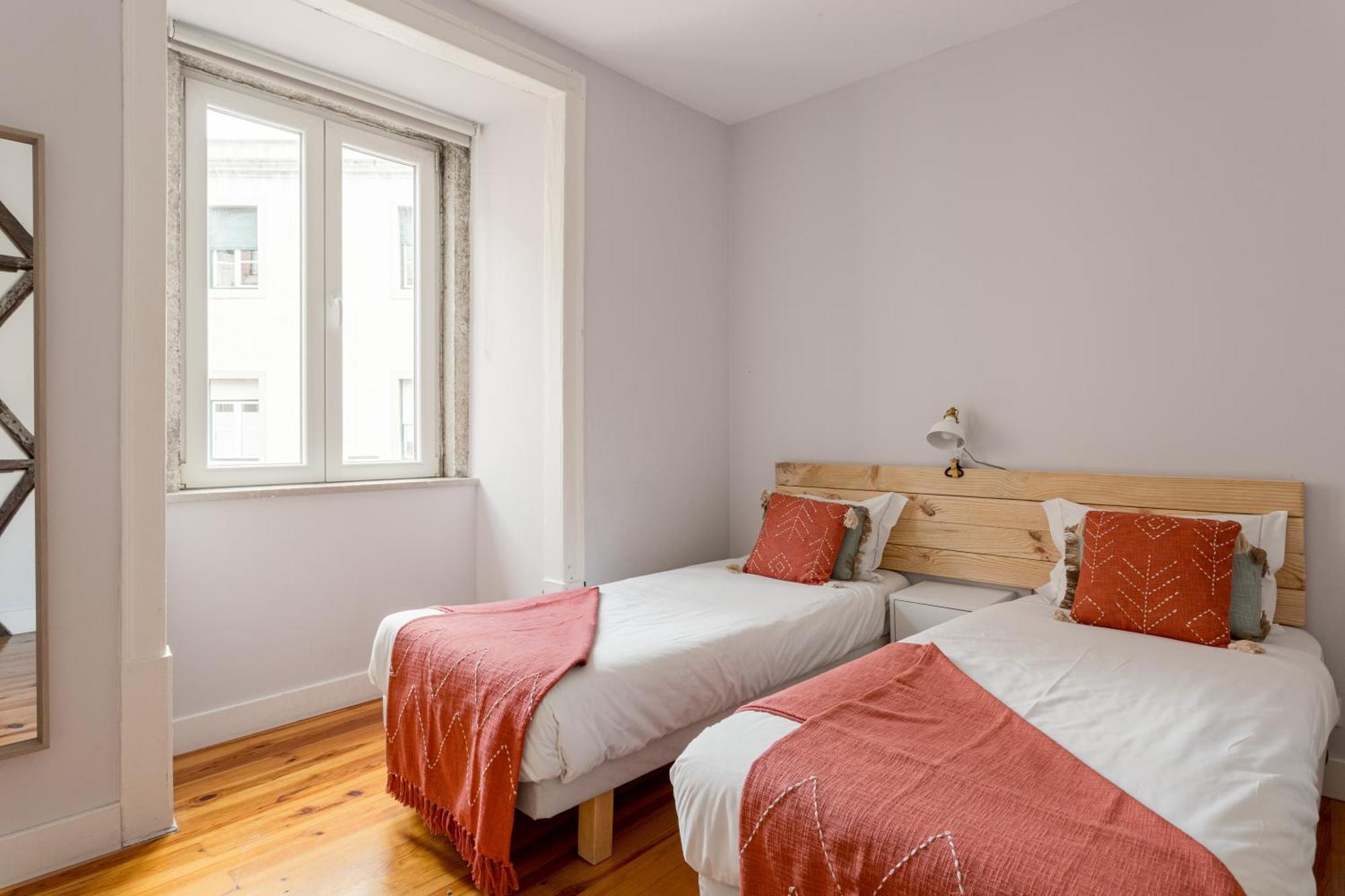 Joivy Inviting Flat Next To Carmo Convent Apartment Lisboa Екстериор снимка