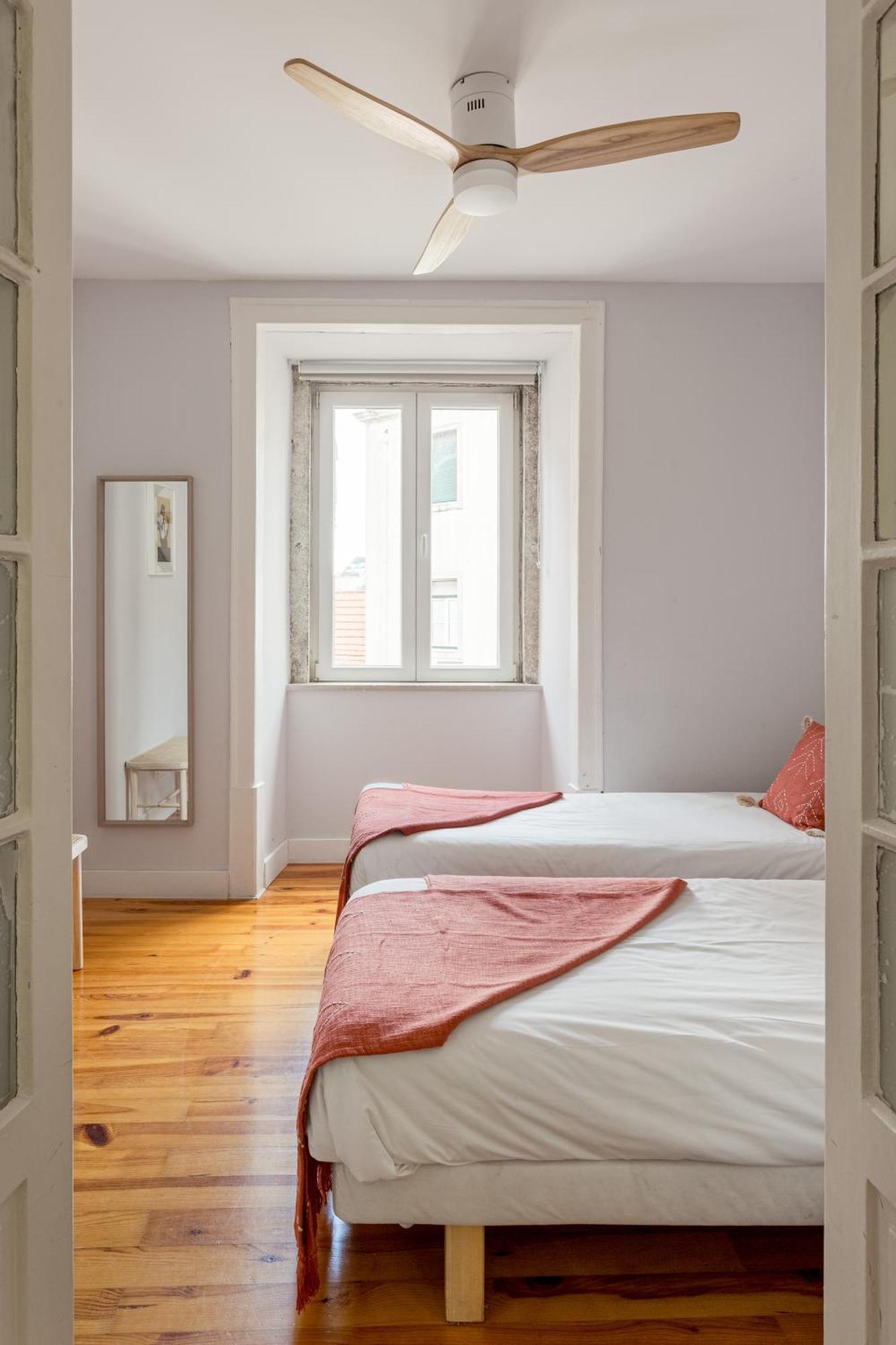 Joivy Inviting Flat Next To Carmo Convent Apartment Lisboa Екстериор снимка